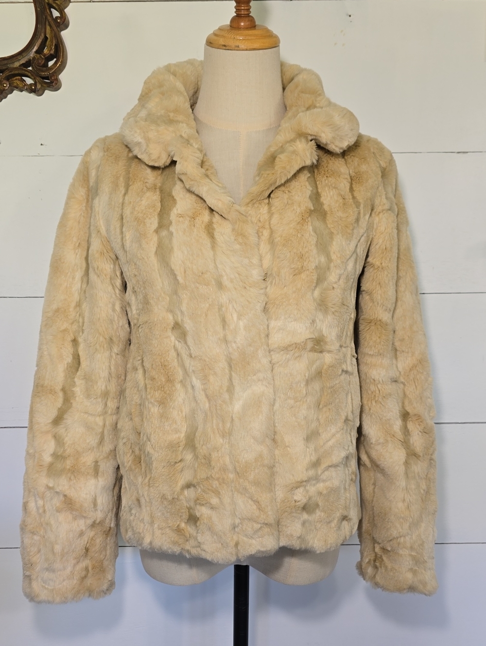 Vintage Y2K Juicy Couture Faux Fur Hooded Jacket Cream Silk Size P Lorelai Gilmo